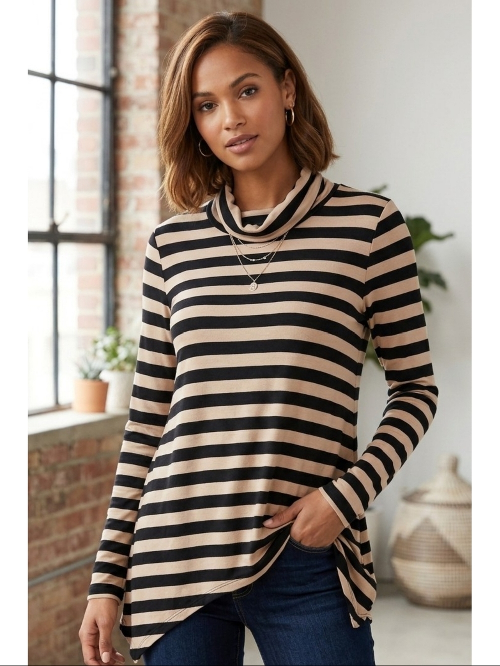 Cable & Gauge Long Sleeve CowlNeck Striped Top Tan & Black Size M